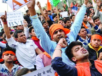 ഭരണകൂടം സര്വകലാശാലകള്ക്കെതിരേ ഭരണകൂടം സര്വകലാശാലകള്ക്കെതിരേ