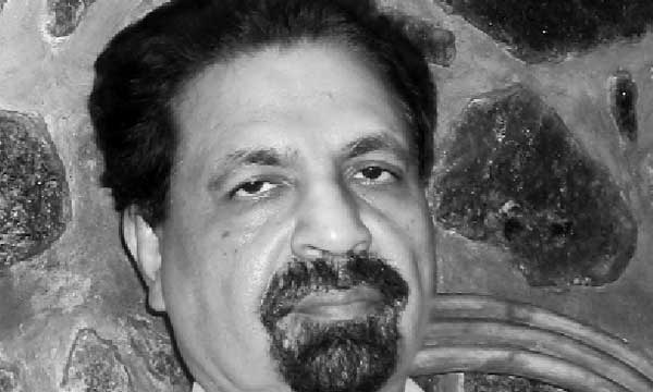 പ്രവാസം തുറന്നുതന്നവാതായനങ്ങള് പ്രവാസം തുറന്നുതന്നവാതായനങ്ങള്