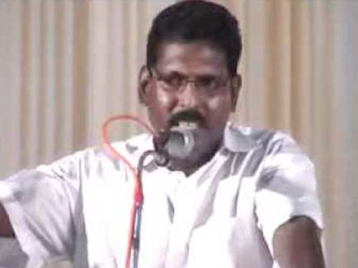 കേരളാ പോലിസ് ഗുണ്ടാ സംഘങ്ങളെക്കാള്‍ അധ:പ്പതിച്ചു. എം.കെ മനോജ് കുമാര്‍