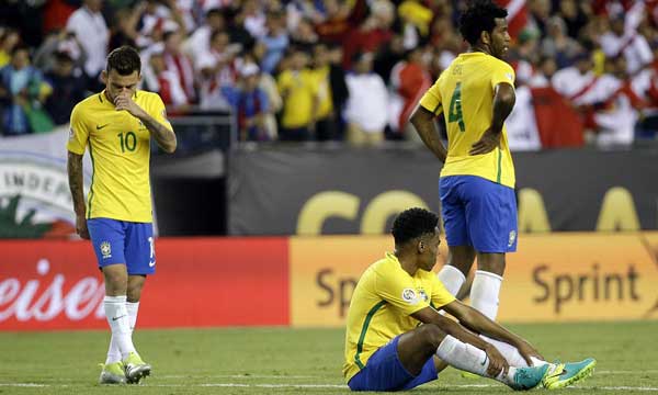 ചെകുത്താന്റെ കൈയില് ബ്രസീല് പിടഞ്ഞു ചെകുത്താന്റെ കൈയില് ബ്രസീല് പിടഞ്ഞു