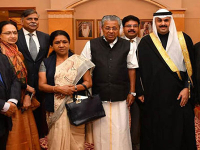 പിണറായിക്ക് ബഹ്‌റൈനില്‍ ഗംഭീര സ്വീകരണം: സഹകരണം ശക്തമാക്കുമെന്ന് ബഹ്‌റൈന്‍ പ്രധാനമന്ത്രി