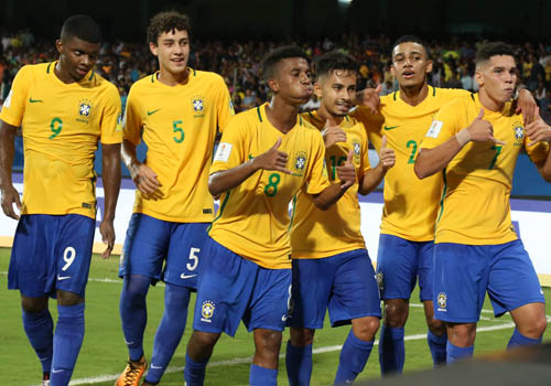 കാനറികള്‍ക്ക് ഇനി ജര്‍മന്‍ മതില്‍