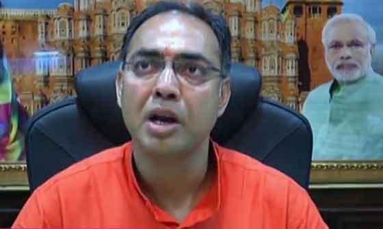 ദേശീയഗാനവും വന്ദേമാതരവും നിര്‍ബന്ധം;ആലപിക്കാത്തവര്‍ പാകിസ്താനിലേക്ക് പോകണം:മേയര്‍