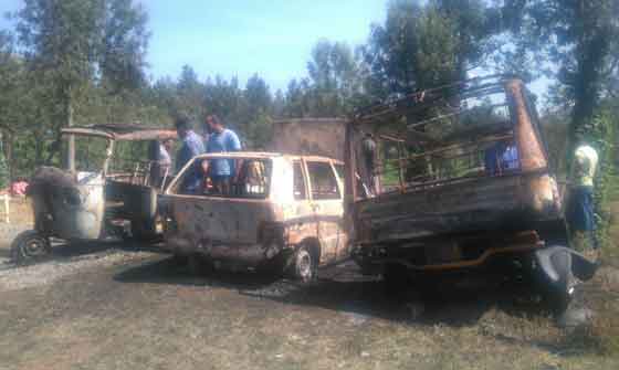 സിപിഎം നേതാവിന്റെ വാഹനത്തിന് തീവച്ചു