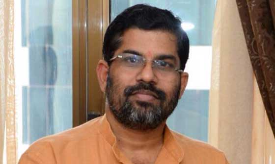 മെര്‍സല്‍ കൊളുത്തിയ അഗ്നി ആളിപ്പടരുമെന്ന് ഭരണകൂടം ഭയക്കുന്നു:സ്വാമി ചൈതന്യ