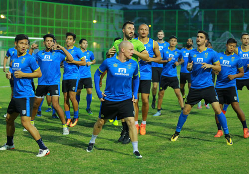 കോപ്പലാശാനെ പൂട്ടാന് കേരള ബ്ലാസ്റ്റേഴ്സ് കോപ്പലാശാനെ പൂട്ടാന് കേരള ബ്ലാസ്റ്റേഴ്സ്