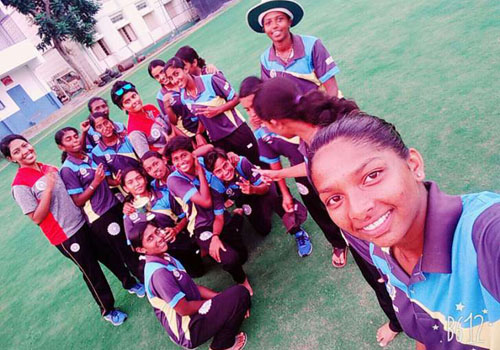 ഇന്നിങ്സിനെ ആദ്യ പന്തില് നാഗാലന്ഡിനെ തോല്പ്പിച്ചു; ചരിത്ര ജയം നേടി കേരളം ഇന്നിങ്സിനെ ആദ്യ പന്തില് നാഗാലന്ഡിനെ തോല്പ്പിച്ചു; ചരിത്ര ജയം നേടി കേരളം