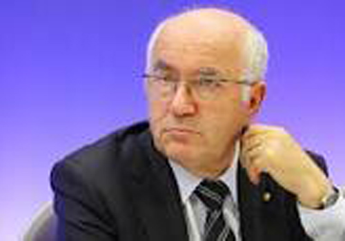 ഇറ്റാലിയന് ഫുട്ബോള് പ്രസിഡന്റ് കാര്ലോ ടാവച്ചിയോ രാജി വച്ചു ഇറ്റാലിയന് ഫുട്ബോള് പ്രസിഡന്റ് കാര്ലോ ടാവച്ചിയോ രാജി വച്ചു