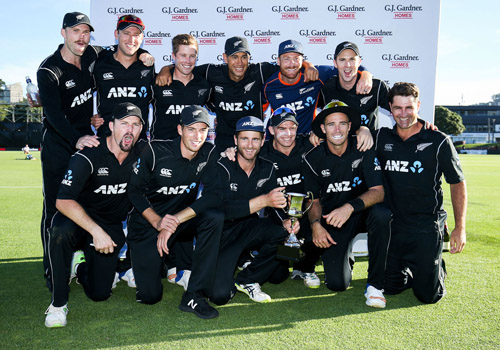 പാകിസ്താനെ വൈറ്റ്‌വാഷ് ചെയ്ത് കിവീസിന് പരമ്പര