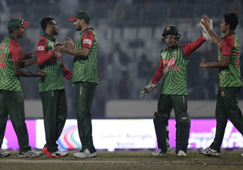 സിംഹള വീര്യത്ത കടുവ പിടിച്ചു; വീണ്ടും നാണം കെട്ട് ശ്രീലങ്ക