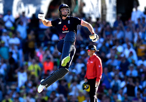 ബട്ടറല്ല, ഇത് ബട്‌ലര്‍; ഓസീസിനെ അടിച്ച് പറത്തി ഏകദിന പരമ്പര ഇംഗ്ലണ്ടിന്‌