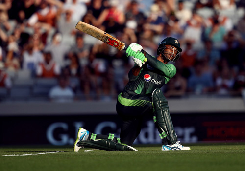 ബാറ്റിങ് കരുത്തില്‍ കിവീസീന്റെ ചിറകരിഞ്ഞ് പാകിസ്താന് ജയം