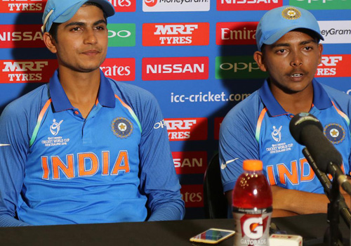 കൗമര പോരില്‍ ഇന്ന് ചിര വൈരി പോര്; ഇന്ത്യയും പാകിസ്താനും നേര്‍ക്കുനേര്‍ വരുമ്പോള്‍ സാധ്യത ഇന്ത്യക്ക്