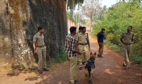 ഹോട്ടലുടമ താമസിക്കുന്ന ക്വാര്‍ട്ടേഴ്‌സ് കുത്തിതുറന്ന് 2.60 ലക്ഷം രൂപ കവര്‍ന്നു