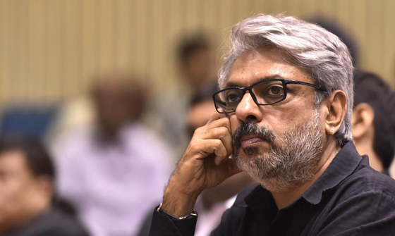 സഞ്ജയ് ലീല ബന്‍സാലിയുടെ മാതാവിനെക്കുറിച്ച് സിനിമയെടുക്കുമെന്ന് കര്‍ണിസേന