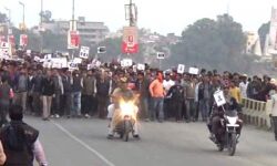 ബിഹാറില്‍ തലയറുത്ത നിലയില്‍  കൗമാരക്കാരിയുടെ മൃതദേഹം കണ്ടെത്തി;  പ്രതിഷേധവുമായി ജനം തെരുവില്‍