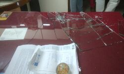 എസ്ബിഐ ബ്രാഞ്ചിലെ അക്രമം; എന്ജിഒ യൂനിയന് നേതാക്കള് റിമാന്റില് എസ്ബിഐ ബ്രാഞ്ചിലെ അക്രമം; എന്ജിഒ യൂനിയന് നേതാക്കള് റിമാന്റില്