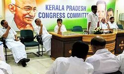 ഗ്രൂപ്പുകളില് അഭിപ്രായ ഭിന്നത; കെപിസിസി പുനസംഘടന ഉടനുണ്ടാവില്ല ഗ്രൂപ്പുകളില് അഭിപ്രായ ഭിന്നത; കെപിസിസി പുനസംഘടന ഉടനുണ്ടാവില്ല