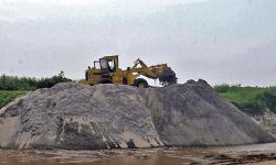 ആവശ്യം അംഗീകരിച്ചില്ല; മരിക്കുന്നത് വരെ ആലപ്പാട്ടെ മണ്ണില് സമരം തുടരും- സമരസമിതി ആവശ്യം അംഗീകരിച്ചില്ല; മരിക്കുന്നത് വരെ ആലപ്പാട്ടെ മണ്ണില് സമരം തുടരും- സമരസമിതി