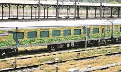 സിഗ്നല് കാത്തുകിടന്ന തുരന്തോയില് കൊള്ള സിഗ്നല് കാത്തുകിടന്ന തുരന്തോയില് കൊള്ള