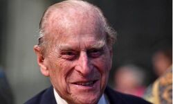 ഫിലിപ്പ് രാജകുമാരന്‍ ഓടിച്ച വാഹനം അപകടത്തില്‍പെട്ടു; രണ്ടുപേര്‍ക്ക് പരിക്ക്