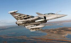 റഫാലില് പുതിയ വെളിപ്പെടുത്തല്; വിമാനവില കൂടാന് ഇടയാക്കിയത് മോദിയുടെ ഇടപെടല് റഫാലില് പുതിയ വെളിപ്പെടുത്തല്; വിമാനവില കൂടാന് ഇടയാക്കിയത് മോദിയുടെ ഇടപെടല്