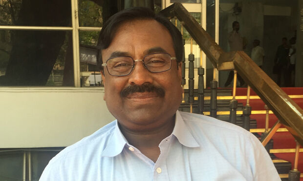 ഡാന്സ് ബാറുകള് നിരോധിക്കാനൊരുങ്ങി മഹാരാഷ്ട്ര ഡാന്സ് ബാറുകള് നിരോധിക്കാനൊരുങ്ങി മഹാരാഷ്ട്ര