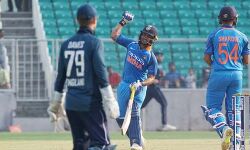 ഇന്ത്യന്‍ എ ടീമിനെതിരേ മുട്ടുമടക്കി  ഇംഗ്ലണ്ട് ലയണ്‍സ്