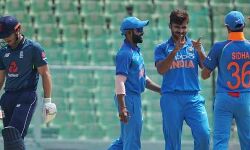 കാലിടറി ഇംഗ്ലണ്ട് ലയണ്‍സ്; വമ്പന്‍ ജയവുമായി നീലപ്പട