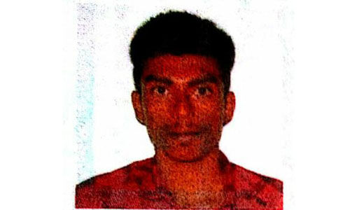 കൊല്ലം സ്വദേശി ഉള്പ്പെടെ മൂന്നുപേര് ഒമാനില് വാഹനാപകടത്തില് മരിച്ചു കൊല്ലം സ്വദേശി ഉള്പ്പെടെ മൂന്നുപേര് ഒമാനില് വാഹനാപകടത്തില് മരിച്ചു