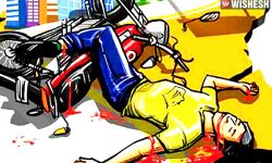 പൂങ്കാവില്‍ മോട്ടോര്‍ സൈക്കിള്‍  ടിപ്പറുമായി കൂട്ടിയിടിച്ച് ഒരു മരണം