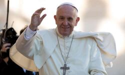 പോപ്പിനെ കാണാന്‍ പോകുന്നവര്‍ക്ക്  അവധി നല്‍കി യുഎഇ