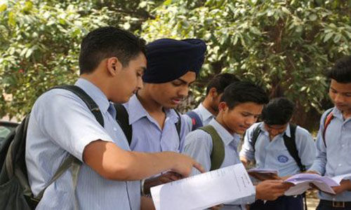 ജവാന്മാരുടെ മക്കള്ക്ക് ഓഫറുകളുമായി സിബിഎസ്ഇ ജവാന്മാരുടെ മക്കള്ക്ക് ഓഫറുകളുമായി സിബിഎസ്ഇ