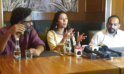 പേരന്പ് ദുബയില് റിലീസ് ചെയ്തു പേരന്പ് ദുബയില് റിലീസ് ചെയ്തു