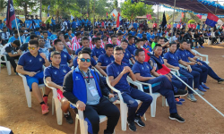 മലപ്പുറം കാണികളുടെ കമ്മന്റുകള് ആസ്വദിച്ച് ഗോളടി വീരന്മാര് മലപ്പുറം കാണികളുടെ കമ്മന്റുകള് ആസ്വദിച്ച് ഗോളടി വീരന്മാര്