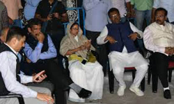 ബംഗാള്‍ പോര്: ഗവര്‍ണര്‍ കേന്ദ്ര ആഭ്യന്തരമന്ത്രാലയത്തിന് റിപോര്‍ട്ട് നല്‍കി