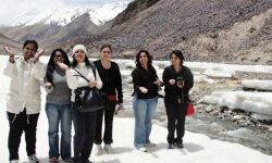 ടൂറിസ്റ്റുകള്‍ക്കെതിരേ അക്രമം നടക്കാത്ത ഇന്ത്യയിലെ ഏക സംസ്ഥാനം കശ്മീര്‍