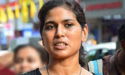 ചെക്കുകേസ്: രഹ്്‌ന ഫാത്തിമയ്ക്ക് ഒരുദിവസം തടവും 2.1 ലക്ഷം പിഴയും