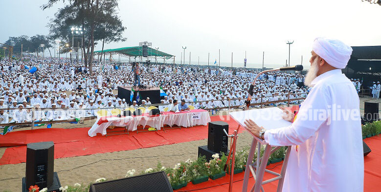 ഭരണഘടനാ സംരക്ഷണത്തിന് മതേതര കക്ഷികളെ അധികാരത്തിലേറ്റണം: കാന്തപുരം ഭരണഘടനാ സംരക്ഷണത്തിന് മതേതര കക്ഷികളെ അധികാരത്തിലേറ്റണം: കാന്തപുരം