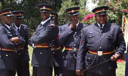 เดเตเดเตเดเตเดฒเดฟ: เดชเตเดฒเดฟเดธเต เดฏเตเดจเดฟเดซเตเดฎเดฟเดฒเต เดชเตเดเตเดเดฑเตเดฑเตเดเดณเตโ เดจเตเดเตเดเดพเดจเตเดฐเตเดเตเดเดฟ เดเตเดจเดฟเดฏ เดเตเดเตเดเตเดฒเดฟ: เดชเตเดฒเดฟเดธเต เดฏเตเดจเดฟเดซเตเดฎเดฟเดฒเต เดชเตเดเตเดเดฑเตเดฑเตเดเดณเตโ เดจเตเดเตเดเดพเดจเตเดฐเตเดเตเดเดฟ เดเตเดจเดฟเดฏ