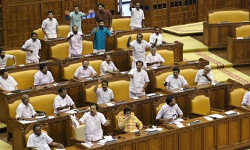 അരിയില്‍ ഷുക്കൂര്‍ വധം: നിയമസഭയില്‍ പ്രതിപക്ഷ ബഹളം; സഭ അനിശ്ചിതകാലത്തേക്ക് പിരിഞ്ഞു