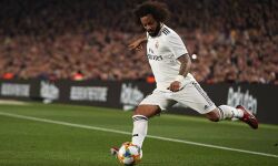 റയലിന് വേണ്ടെങ്കില് ക്ലബ്ബ് വിടും: മാര്സെലോ റയലിന് വേണ്ടെങ്കില് ക്ലബ്ബ് വിടും: മാര്സെലോ