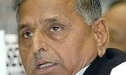 മോദി വീണ്ടും പ്രധാനമന്ത്രിയാവണമെന്ന് മുലായം; എതിര്‍ത്തും പരിഹസിച്ചും നേതാക്കള്‍