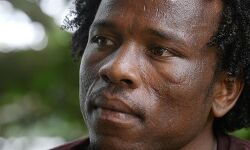 ആസ്‌ത്രേലിയയുടെ അഭയാര്‍ഥികളോടുള്ള  ക്രൂരത പുറത്തെത്തിച്ച അഭയാര്‍ഥിക്ക്  അന്താരാഷ്ട്ര മനുഷ്യാവകാശ പുരസ്‌കാരം