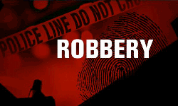 ആലുവയില്‍ വനിതാ ഡോക്ടറെ ബന്ധിയാക്കി കവര്‍ച്ച