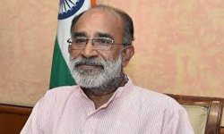 സെല്ഫി വിവാദം: അല്ഫോണ്സ് കണ്ണന്താനം ഡിജിപിക്ക് പരാതി നല്കി സെല്ഫി വിവാദം: അല്ഫോണ്സ് കണ്ണന്താനം ഡിജിപിക്ക് പരാതി നല്കി