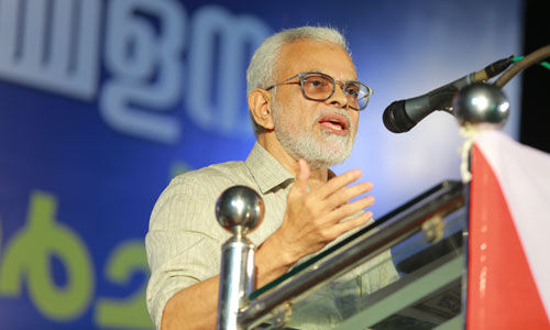 പോപുലര് ഫ്രണ്ട് മുന് ചെയര്മാന് ഇ അബൂബക്കറിന്റെ ജാമ്യഹരജി ഡല്ഹി ഹൈക്കോടതി തള്ളി പോപുലര് ഫ്രണ്ട് മുന് ചെയര്മാന് ഇ അബൂബക്കറിന്റെ ജാമ്യഹരജി ഡല്ഹി ഹൈക്കോടതി തള്ളി