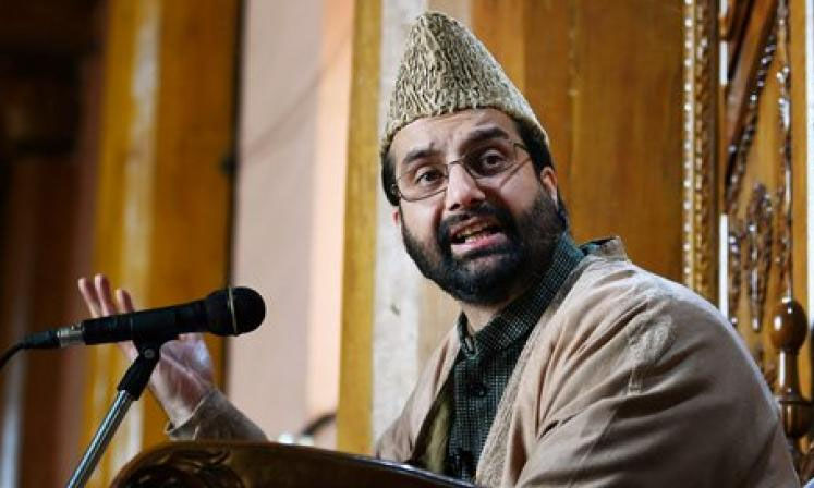 പുല്വാമ ആക്രമണം: കശ്മീരി നേതാക്കളുടെ സുരക്ഷ പിന്വലിച്ചു പുല്വാമ ആക്രമണം: കശ്മീരി നേതാക്കളുടെ സുരക്ഷ പിന്വലിച്ചു