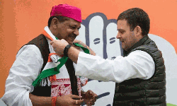 മുന്‍ ക്രിക്കറ്റ് താരം കീര്‍ത്തി ആസാദ് കോണ്‍ഗ്രസില്‍ ചേര്‍ന്നു