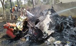 വ്യോമസേനാജെറ്റുകള്‍ കൂട്ടിയിടിച്ചു പൈലറ്റ് മരിച്ചു